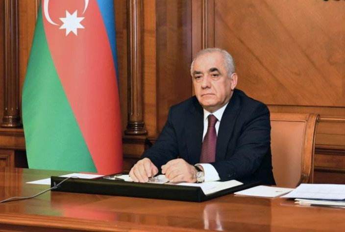 Əli Əsədov yeni qərar imzaladı